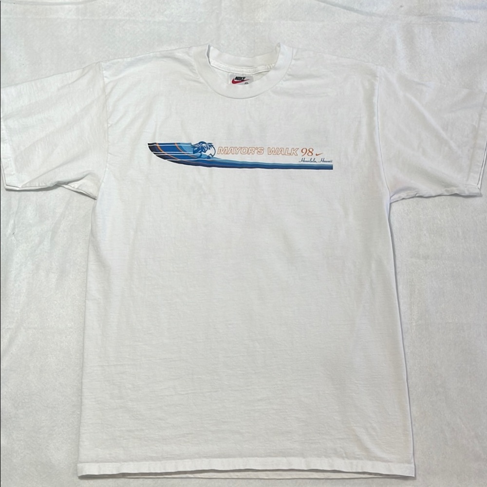 Nike M 1998 Mayor's Walk Running Tee Short Sleeve Nautical Wave Honolulu Hawaii